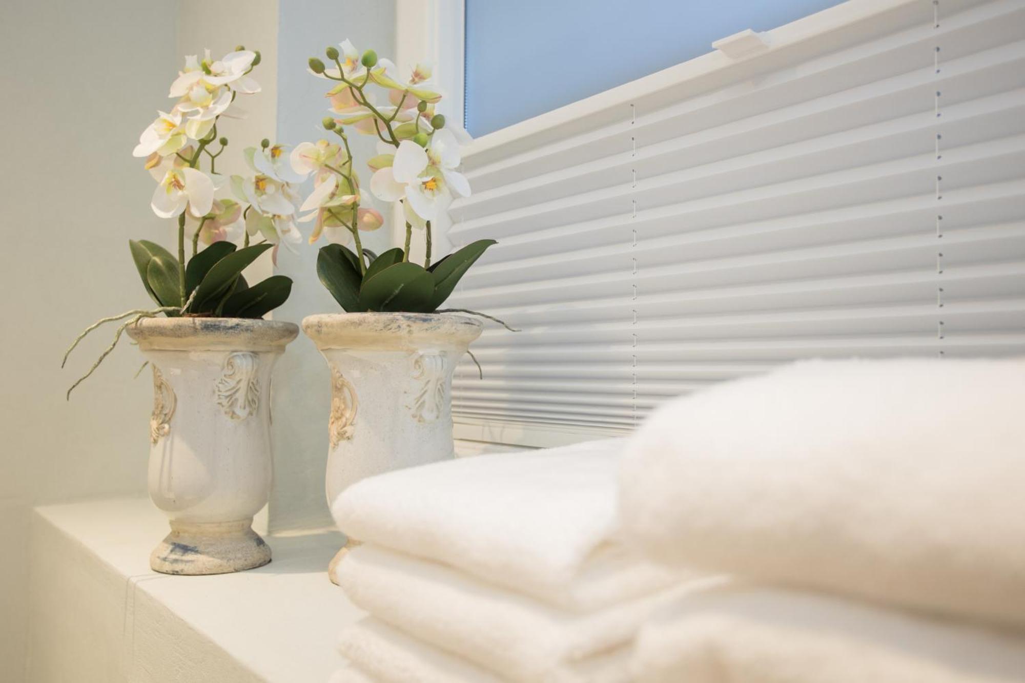 The Suite Winterberg Deluxe: Ski-to-Market Luxury with Garden Exterior photo